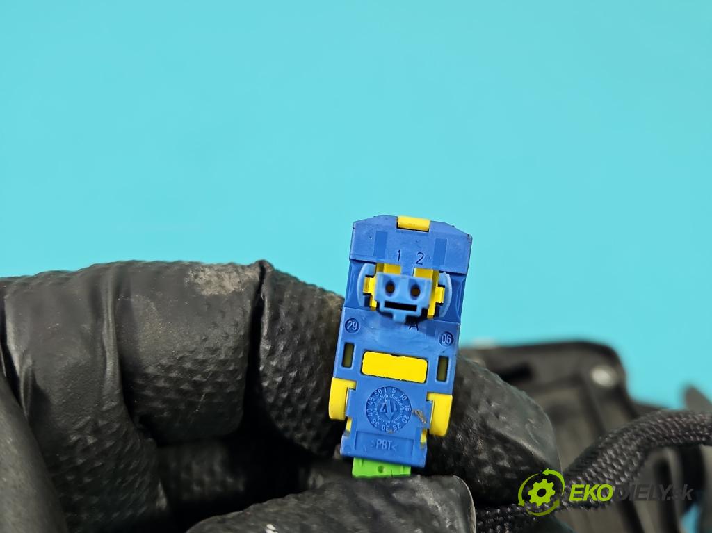 Dacia Dokker 2012- 1.6 16V 102 HP manual 75 kW 1598 cm3 5- prepínač komplex: 0265019153 (Prepínacie páčky pod volantom)