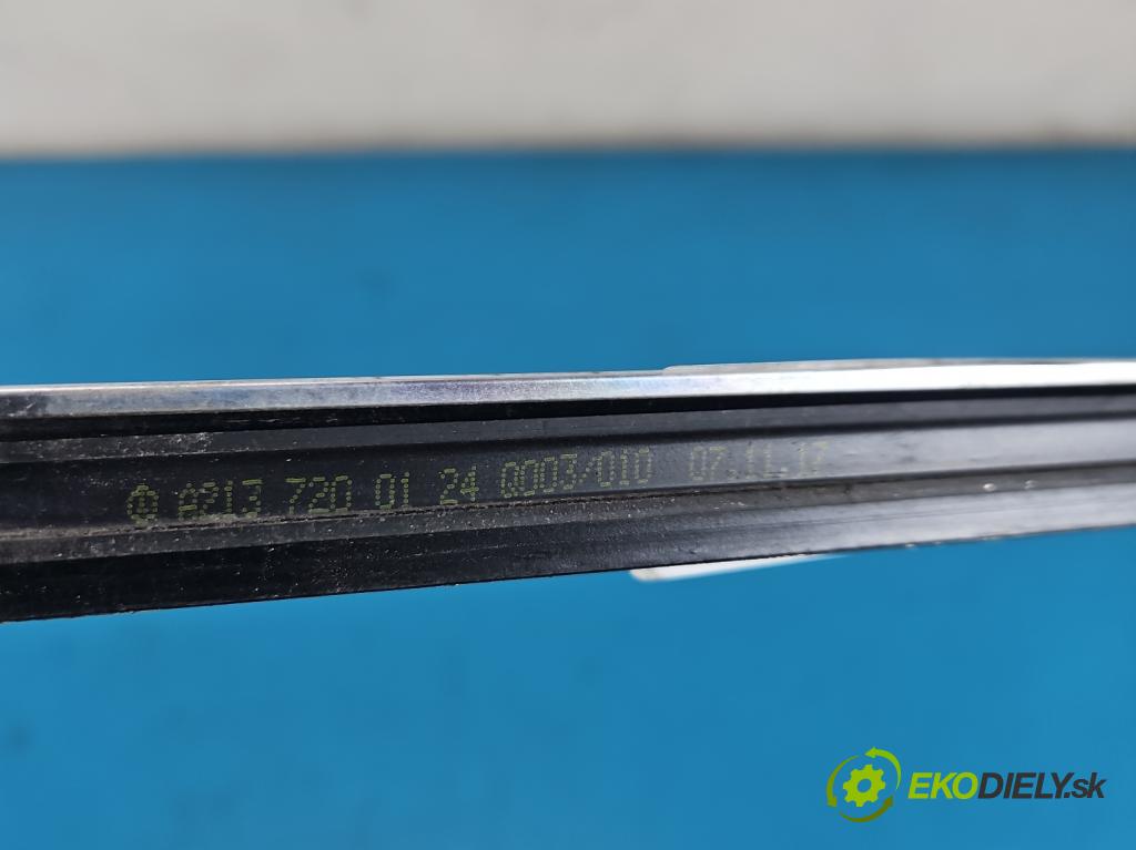 Mercedes E W213 2016-2023 2.0 CDI 194KM automatic 143 kW 1950 cm3 4- lišta dveře přední levé A2137200104