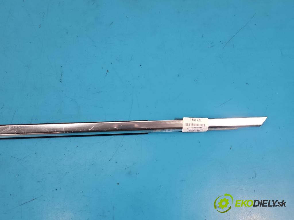 Mercedes E W213 2016-2023 2.0 CDI 194KM automatic 143 kW 1950 cm3 4- lišta dveře přední levé A2137200104