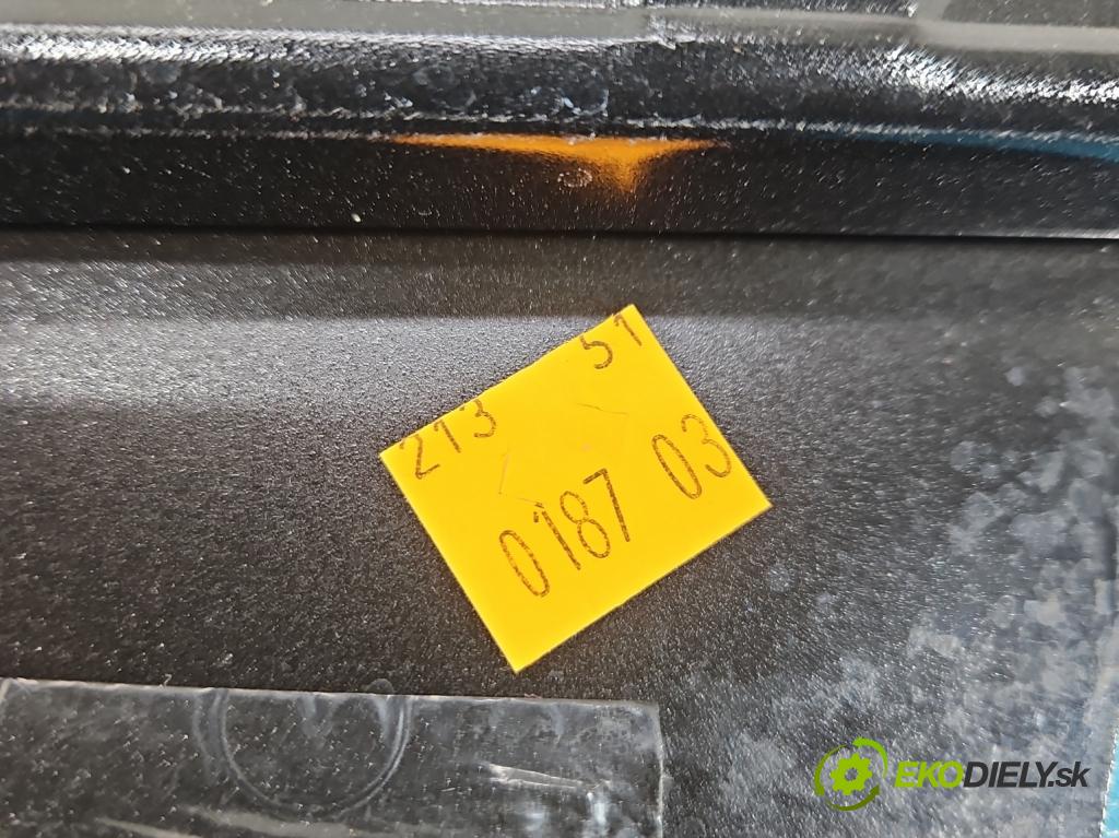 Mercedes E W213 2016-2023 2.0 CDI 194KM automatic 143 kW 1950 cm3 4- lišta dveře přední levé 9351635