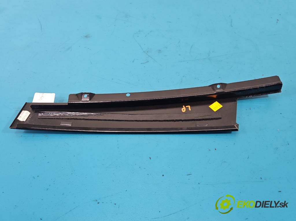 Mercedes E W213 2016-2023 2.0 CDI 194KM automatic 143 kW 1950 cm3 4- lišta dveře přední levé 9351635