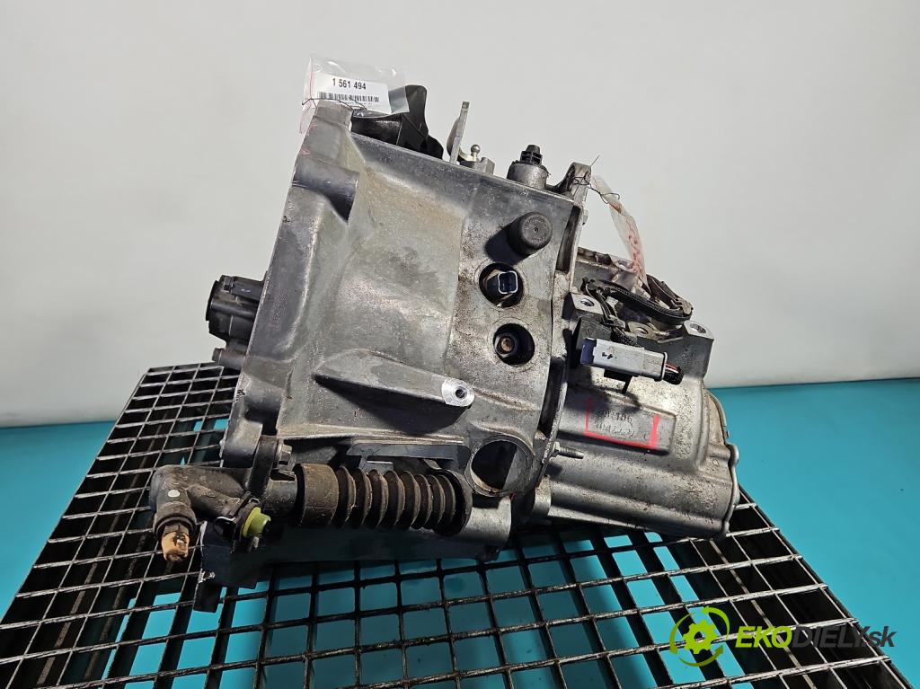 Citroen C5 Aircross 17-25 1.2 T 131 HP manual 96 kW 1199 cm3 5- prevodovka stupeň,rýchlosť manual 20R106