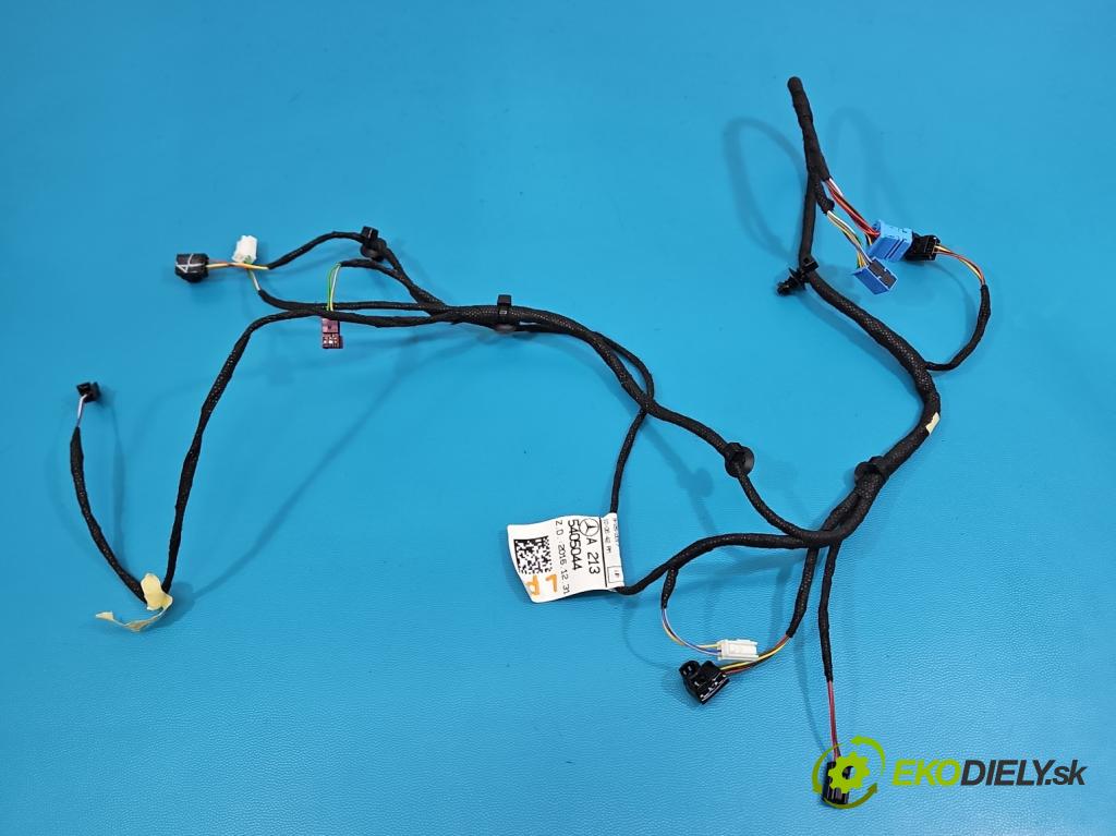 Mercedes E W213 2016-2023 2.0 CDI 194KM automatic 143 kW 1950 cm3 4- Balíček: dveře přední vlevo A2135405044