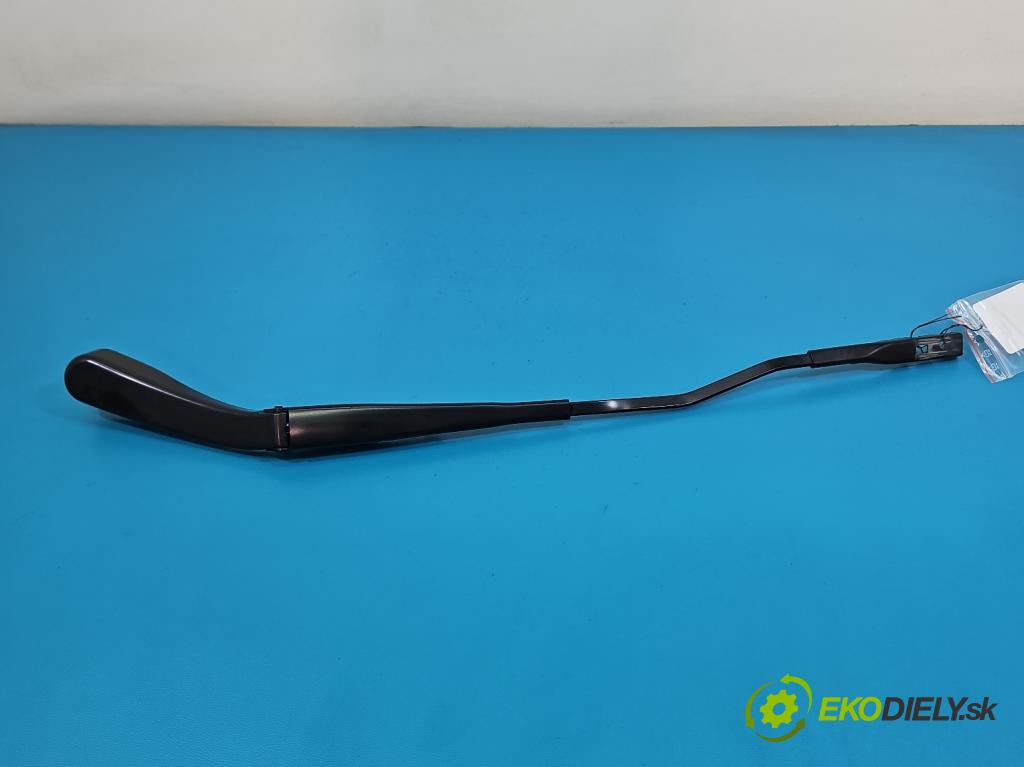 Mercedes E W213 2016-2023 2.0 CDI 194KM: automatic 143 kW 1950 cm3 4- rameno stieračov ľavé W000062232