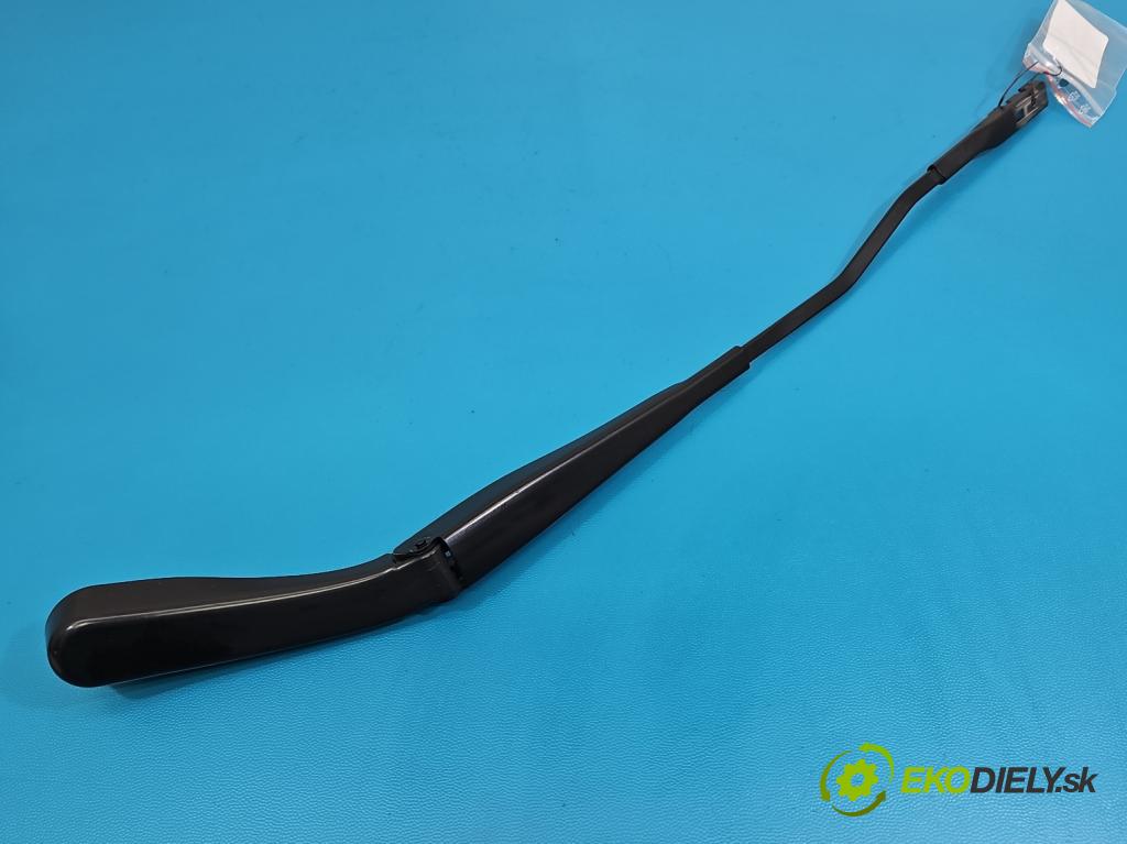 Mercedes E W213 2016-2023 2.0 CDI 194KM: automatic 143 kW 1950 cm3 4- rameno stieračov ľavé W000062232