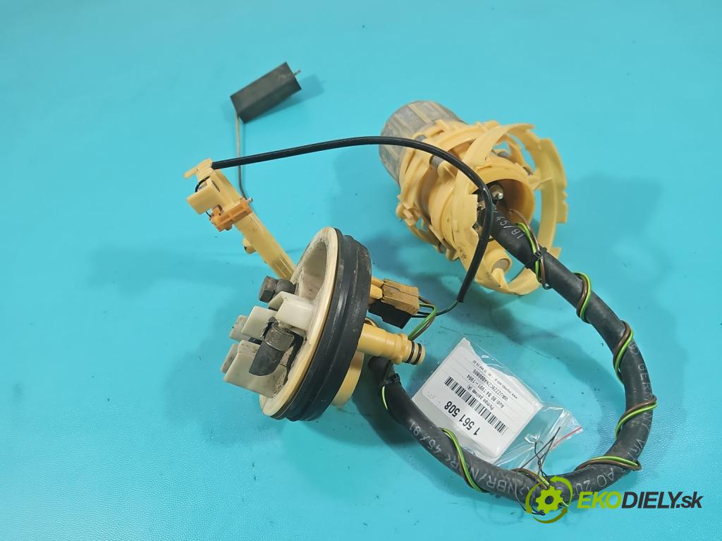 Audi 80 B4 1991-1994 2.0 8V 90 HP manual 66 kW 1984 cm3 4- čerpadlo palivo 8A0201319A
