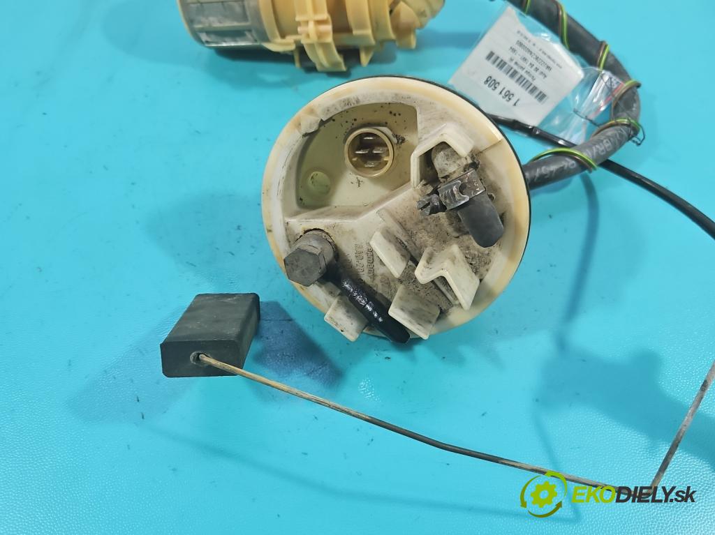 Audi 80 B4 1991-1994 2.0 8V 90 HP manual 66 kW 1984 cm3 4- čerpadlo palivo 8A0201319A