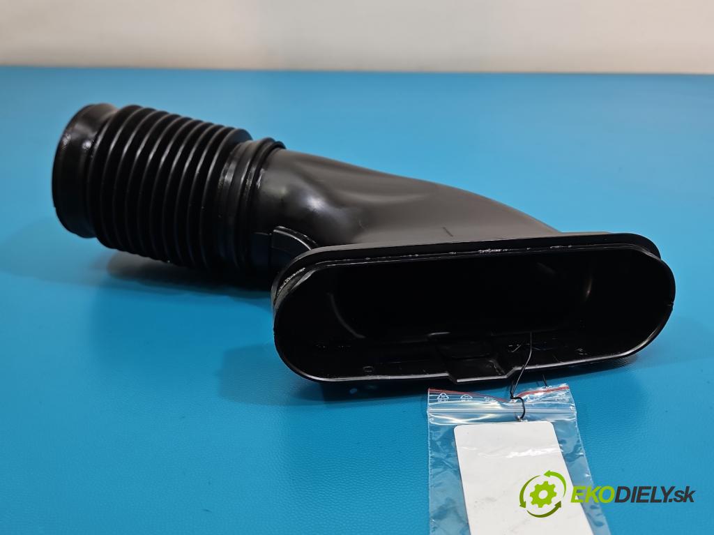 Mercedes E W213 2016-2023 2.0 CDI 194KM automatic 143 kW 1950 cm3 4- Vstup: vzduchu 72346507