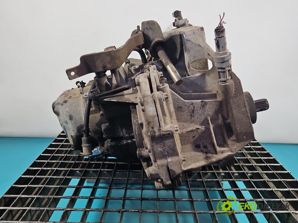 Dacia Logan I 2005-2014 1.4 8V 75 hp manual 55 kW 1390 cm3 4- převodovka stupňová manual JH1 053