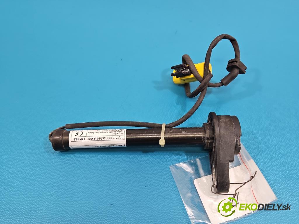 Mercedes E W213 2016-2023 2.0 CDI 194KM: automatic 143 kW 1950 cm3 4- airbag vzduch: ostatné A2139062201