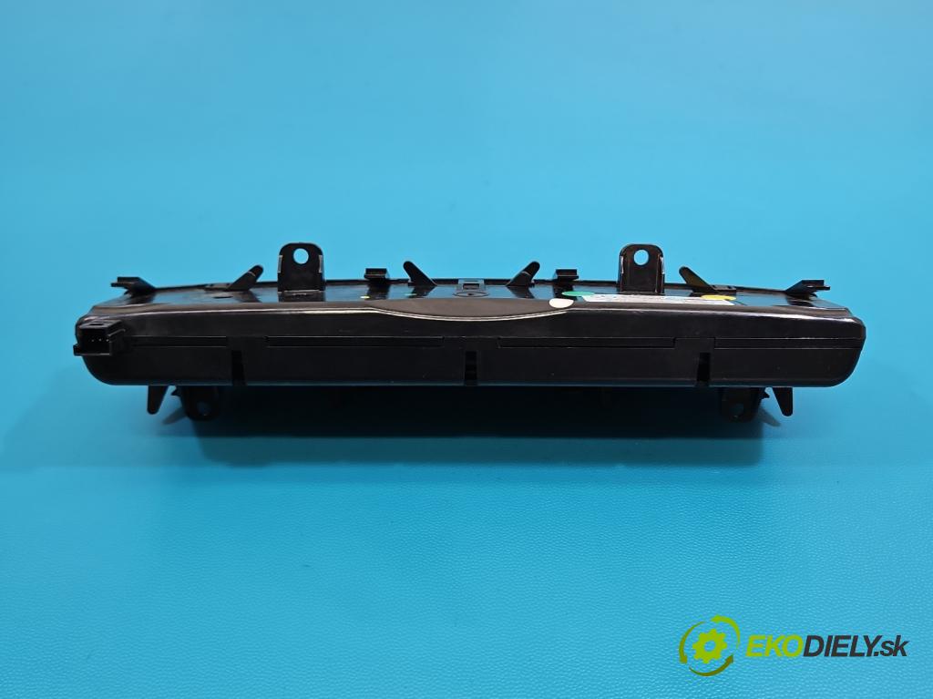 Mercedes E W213 2016-2023 2.0 CDI 194KM automatic 143 kW 1950 cm3 4- palubní deska panel topení A2139054707