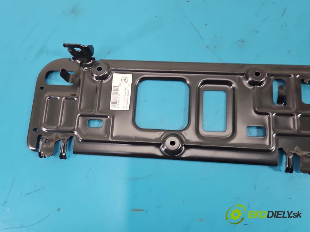 Mercedes E W213 2016-2023 2.0 CDI 194KM: automatic 143 kW 1950 cm3 4- Upevnenie: A2135404167