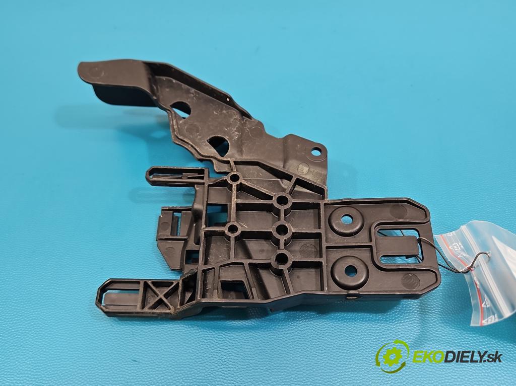 Mercedes E W213 2016-2023 2.0 CDI 194KM: automatic 143 kW 1950 cm3 4- Upevnenie: A2137330100