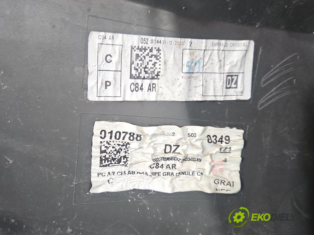 Citroen C5 Aircross 17-25 1.2 T 131 hp manual 96 kW 1199 cm3 5- nárazník zadní  (Klika dveří ostatní)