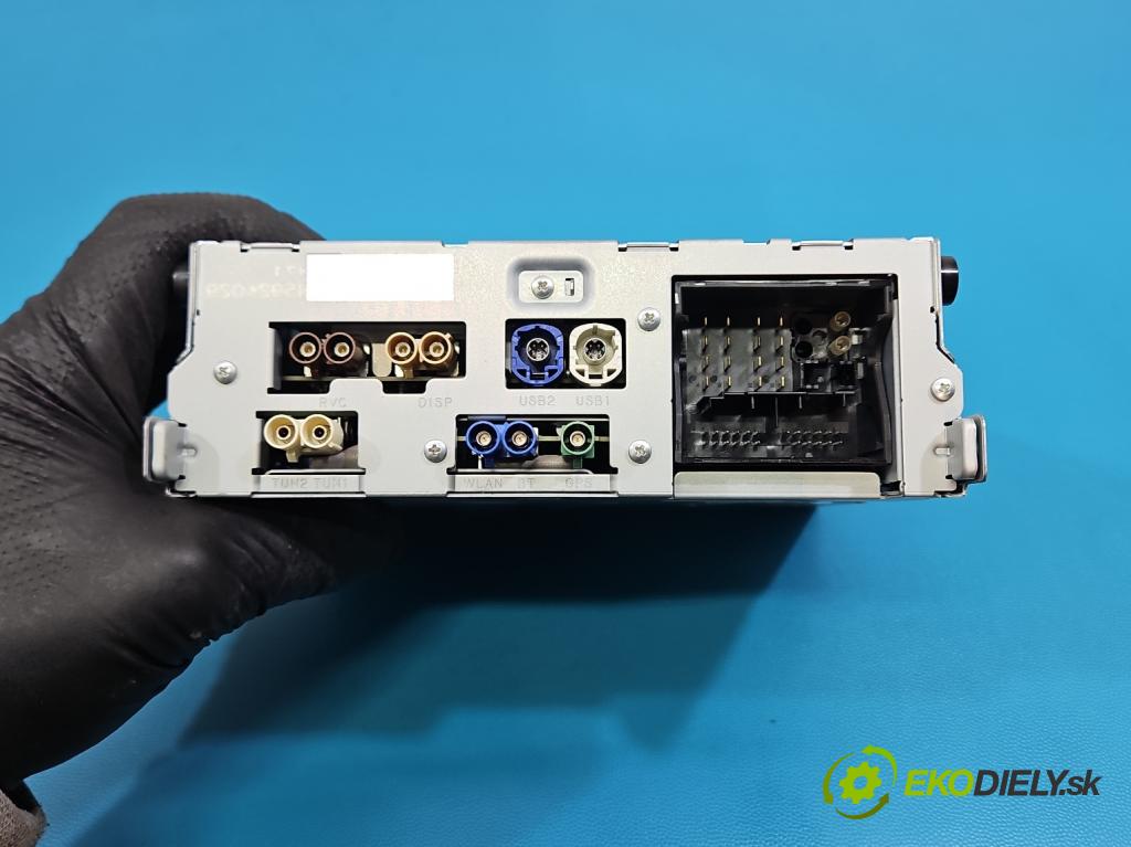 Mercedes E W213 2016-2023 2.0 CDI 194KM: automatic 143 kW 1950 cm3 4- Radio originál A2139003921