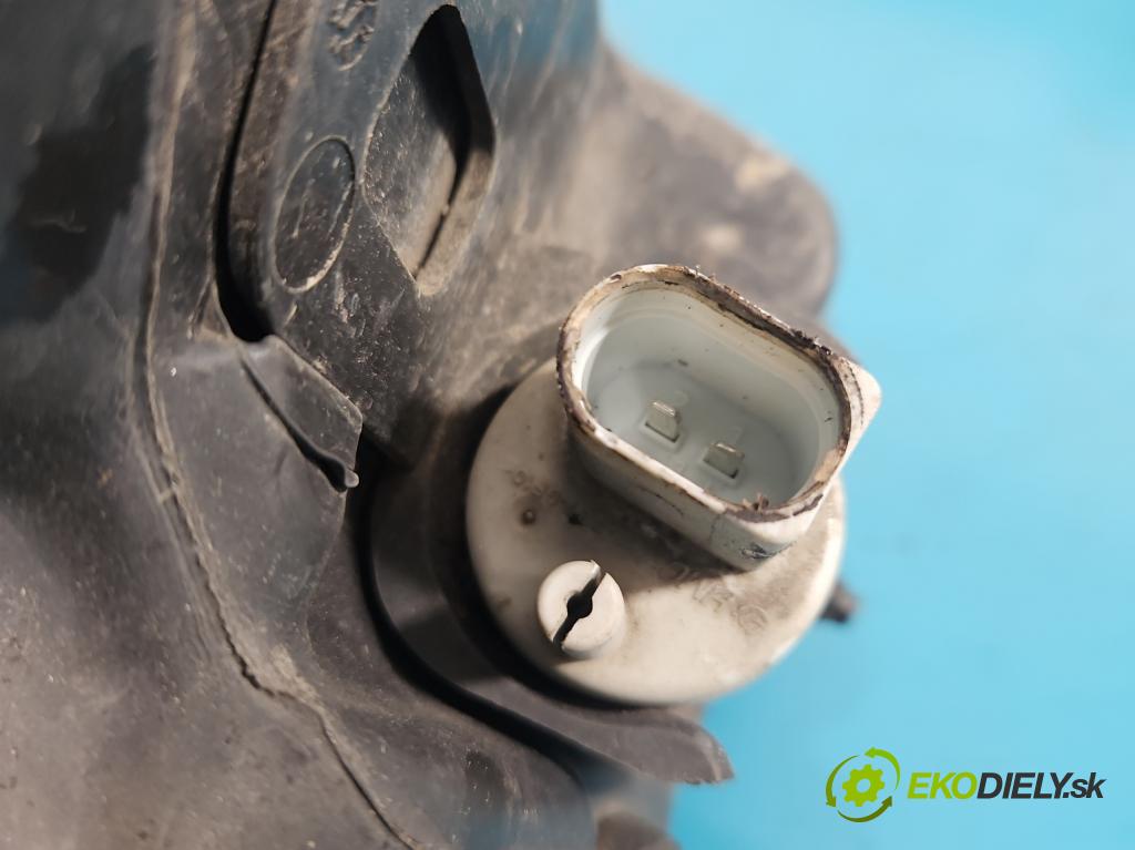 Mercedes E W213 2016-2023 2.0 CDI 194KM: automatic 143 kW 1950 cm3 4- nádržka tekutina: ostrekovačov A2058600860