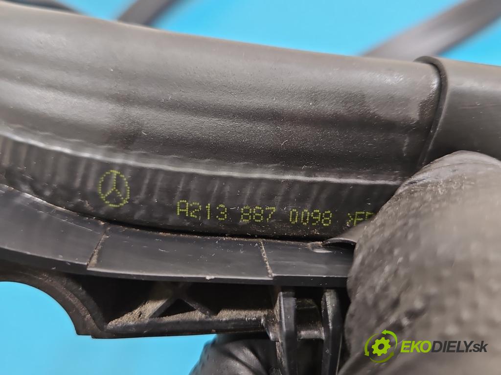 Mercedes E W213 2016-2023 2.0 CDI 194KM automatic 143 kW 1950 cm3 4- Těsnění: A2138870098