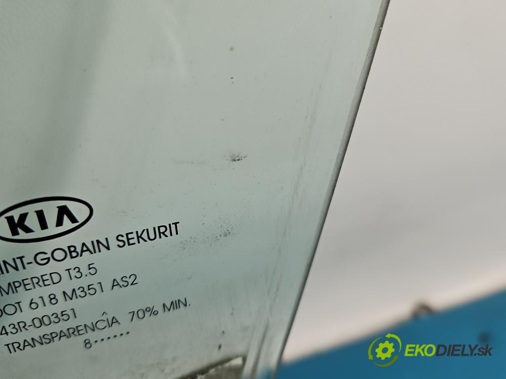 Kia Ceed I 2006-2012 1.4 16V 105 HP manual 77 kW 1396 cm3 3- sklo dvere predné ľavé