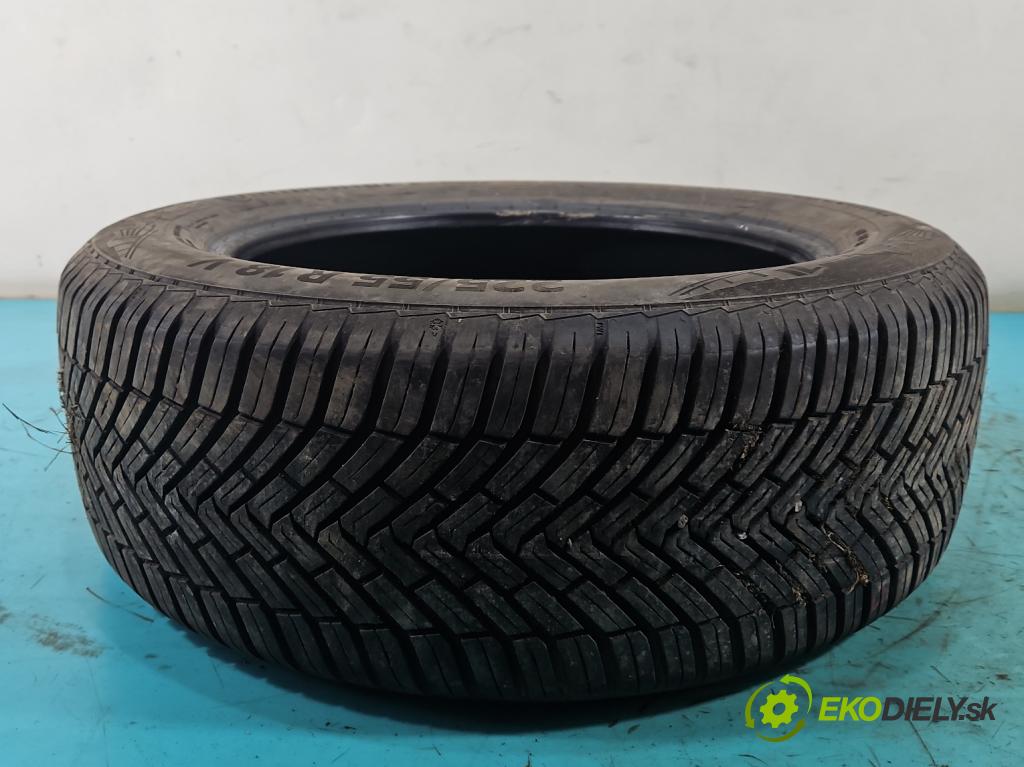 Citroen C5 Aircross 17-25 1.2 T 131 HP manual 96 kW 1199 cm3 5- pneumatika celoročné pár