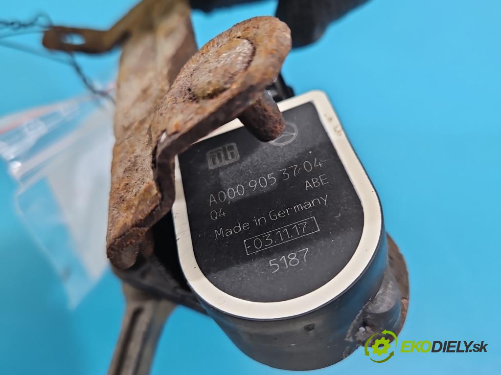 Mercedes E W213 2016-2023 2.0 CDI 194KM automatic 143 kW 1950 cm3 4- snímač nastavení xenon A0009053704 (Snímač)