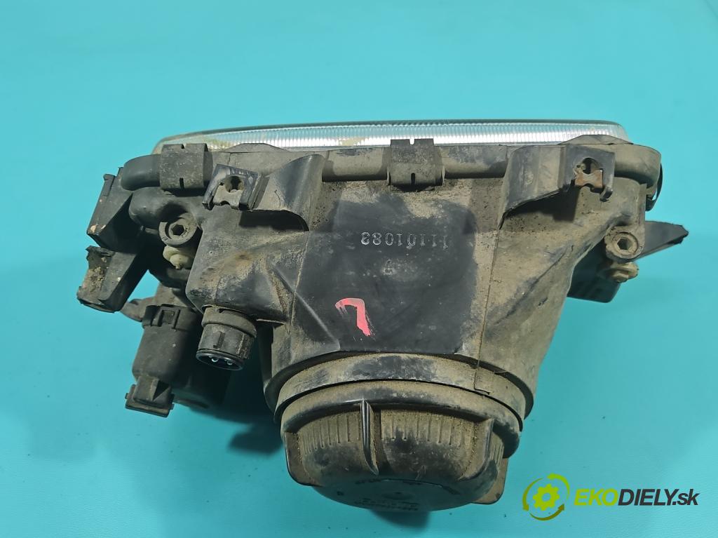 Audi 80 B4 1991-1994 2.0 8V 90 HP manual 66 kW 1984 cm3 4- Reflektor: ľavý  (Kľučka dverí ostatné)
