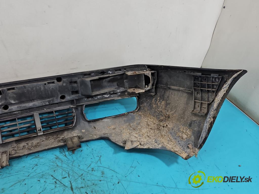 Audi 80 B4 1991-1994 2.0 8V 90 HP manual 66 kW 1984 cm3 4- nárazník predné  (Kľučka dverí ostatné)