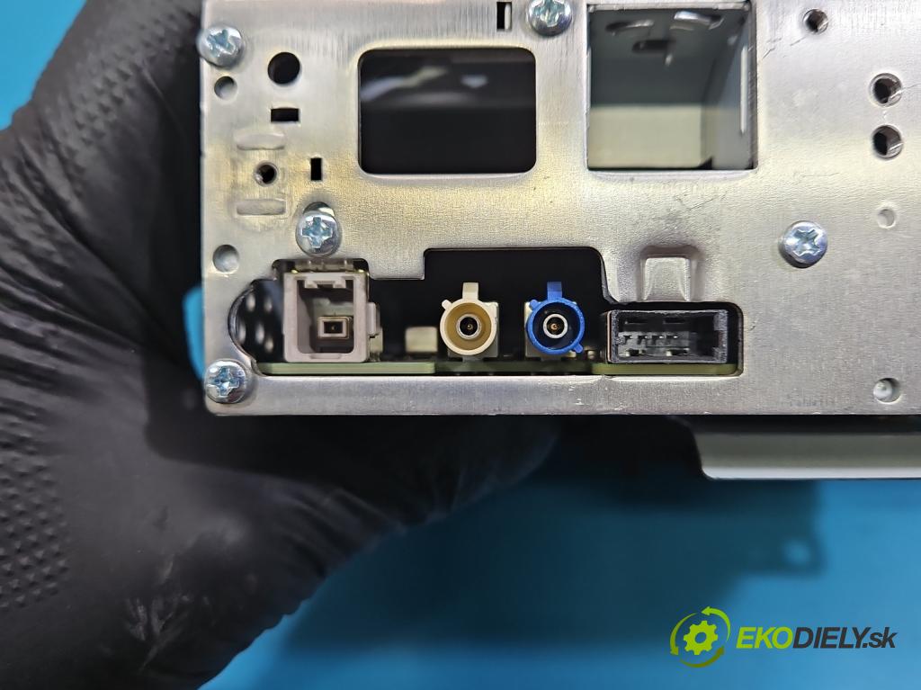 Hyundai I30 III 2016- 1.6 crdi 116 HP manual 85 kW 1598 cm3 5- Radio originál 96160-G4210