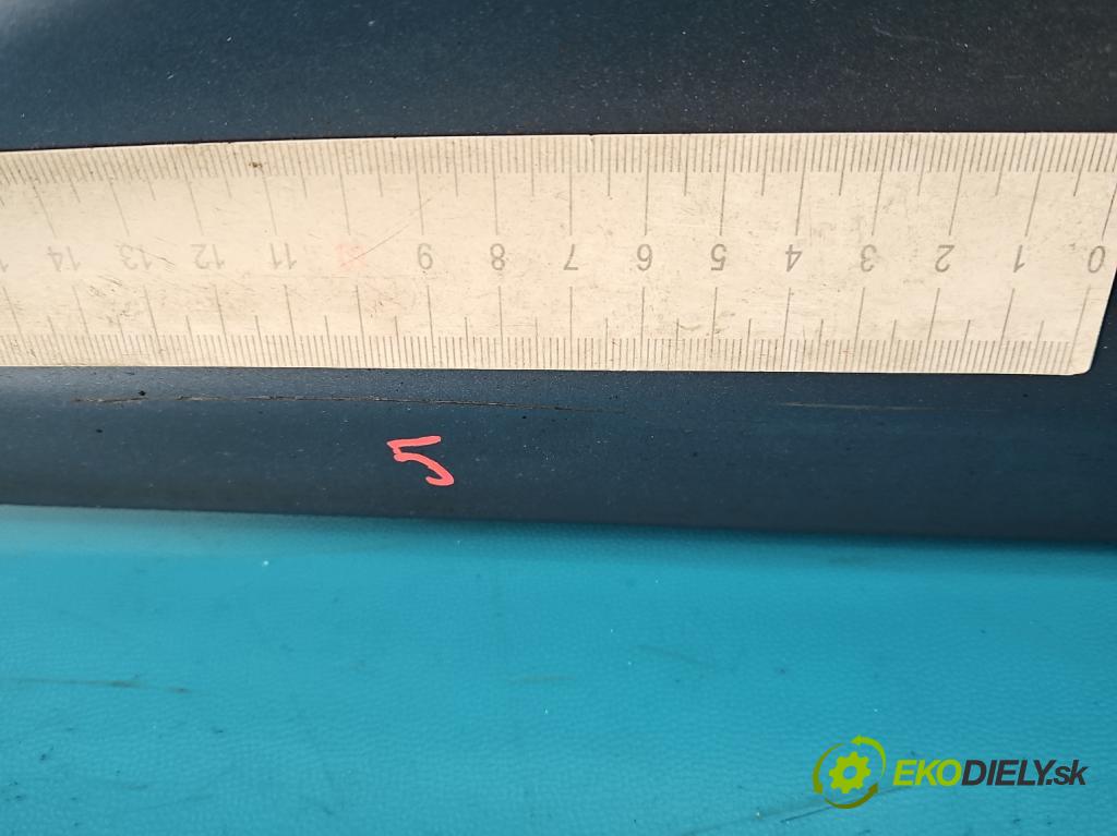 Kia Ceed I 2006-2012 1.4 16V 105 HP manual 77 kW 1396 cm3 3- dvere predné ľavé  (Kľučka dverí ostatné)