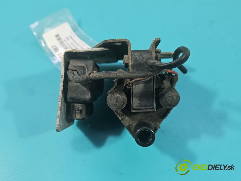 Audi 80 B4 1991-1994 2.0 8V 90 hp manual 66 kW 1984 cm3 4- cívka zapalovací  (Zážehová cívka)