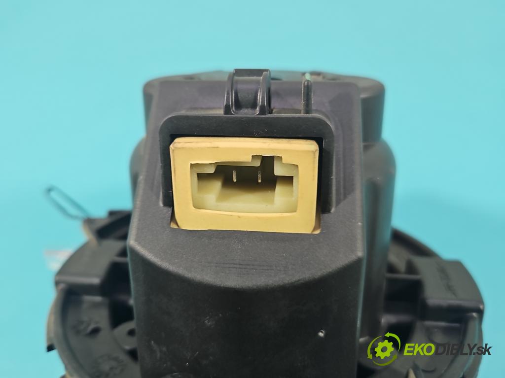 Dacia Dokker 2012- 1.6 16V 102 HP manual 75 kW 1598 cm3 5- ventilátor vzduchu 5P3730100