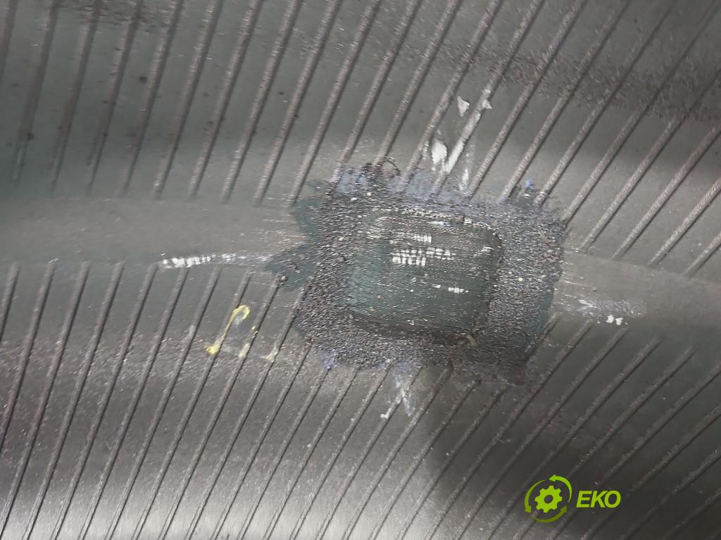 Bmw 1 E87 2004-2011 2.0d 150 hp manual 110 kW 1995 cm3 5- pneumatiky: letní 4 komplet