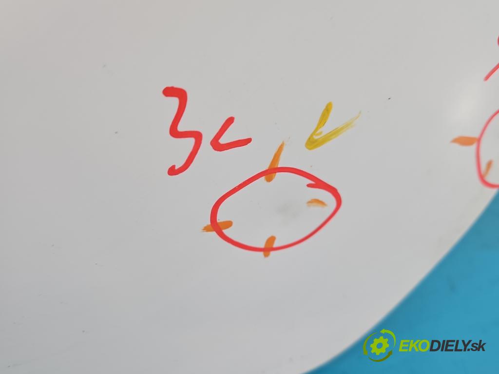 Dacia Dokker 2012- 1.6 16V 102 hp manual 75 kW 1598 cm3 5- dveře zadní pravé  (Klika dveří ostatní)