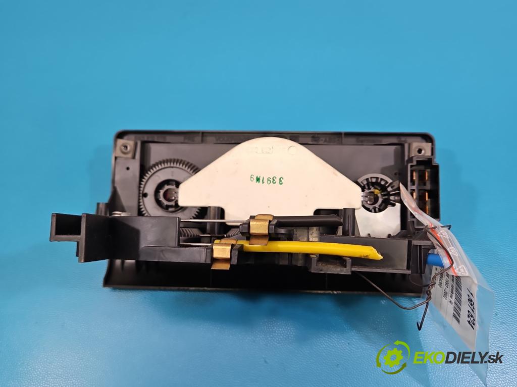 Seat Ibiza II 6K 1993-2002 1.6 8V 75 HP manual 55 kW 1598 cm3 3- panel kúrenia 1H0819045A