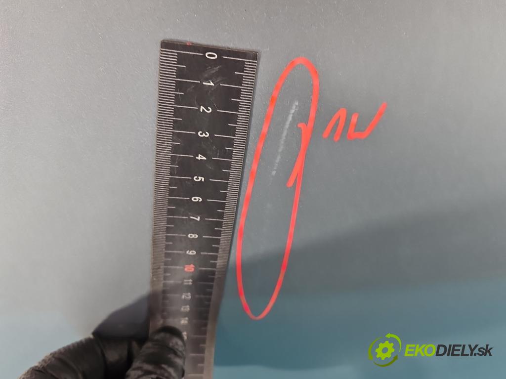 Skoda Rapid 2012-2019 1.2 TSI CBZA 86 hp manual 63 kW 1197 cm3 5- dveře zadní levé  (Klika dveří ostatní)