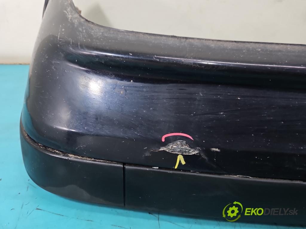 Audi 80 B4 1991-1994 2.0 8V 90 hp manual 66 kW 1984 cm3 4- nárazník zadní  (Klika dveří ostatní)