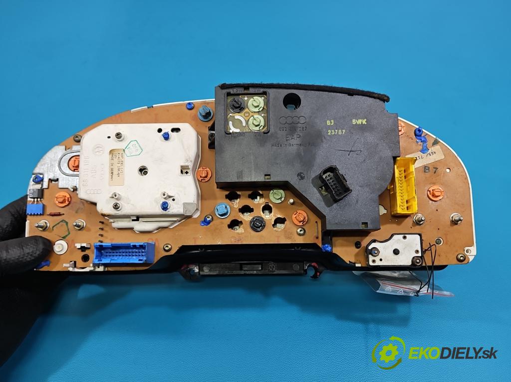 Audi 80 B4 1991-1994 2.0 8V 90 hp manual 66 kW 1984 cm3 4- Přístrojová deska 8A0919033CA (Přístrojová deska)