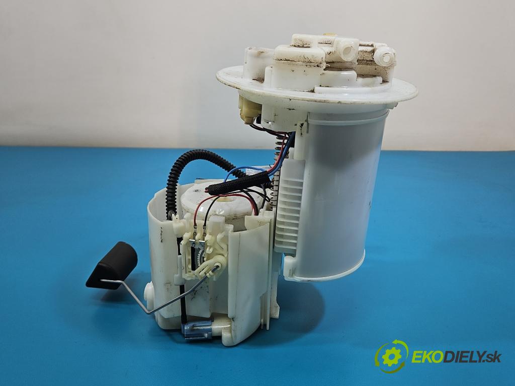 Toyota Auris I 2006-2013 1.3 vvti 99 HP manual 73 kW 1329 cm3 5- čerpadlo palivo