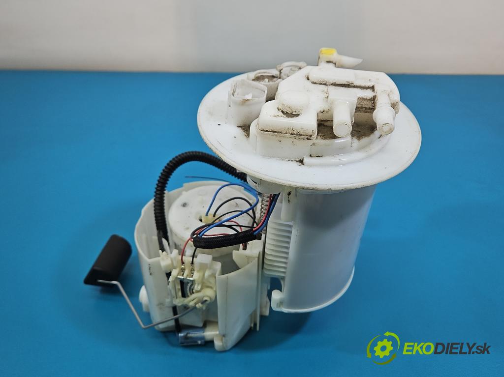 Toyota Auris I 2006-2013 1.3 vvti 99 hp manual 73 kW 1329 cm3 5- čerpadlo paliva 