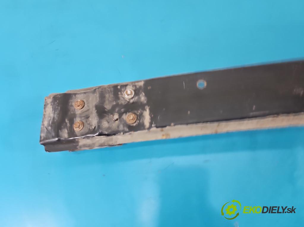 Toyota Auris I 2006-2013 1.3 vvti 99 HP manual 73 kW 1329 cm3 5- výstuha nárazník zadné 56092812B