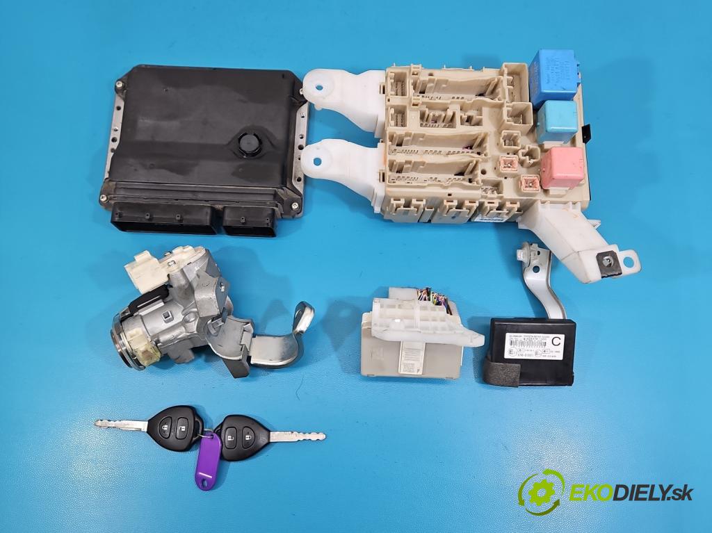 Toyota Auris I 2006-2013 1.3 vvti 99 hp manual 73 kW 1329 cm3 5- řídící jednotka motoru 89661-02W31