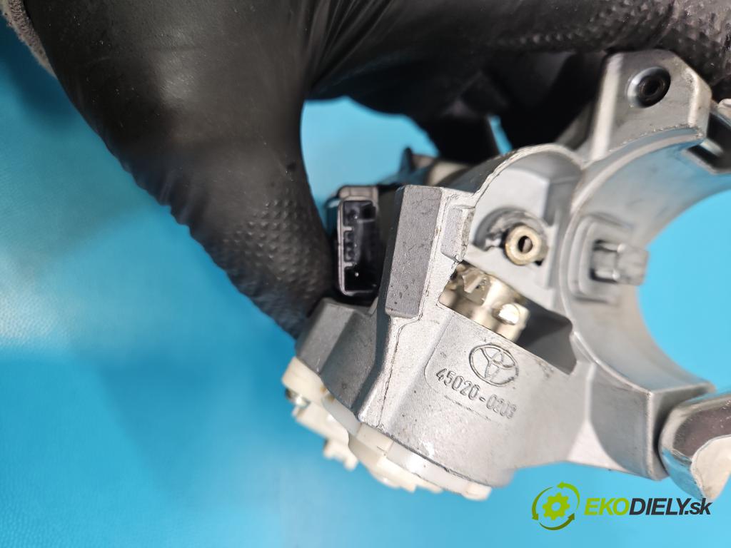 Toyota Auris I 2006-2013 1.3 vvti 99 hp manual 73 kW 1329 cm3 5- řídící jednotka motoru 89661-02W31