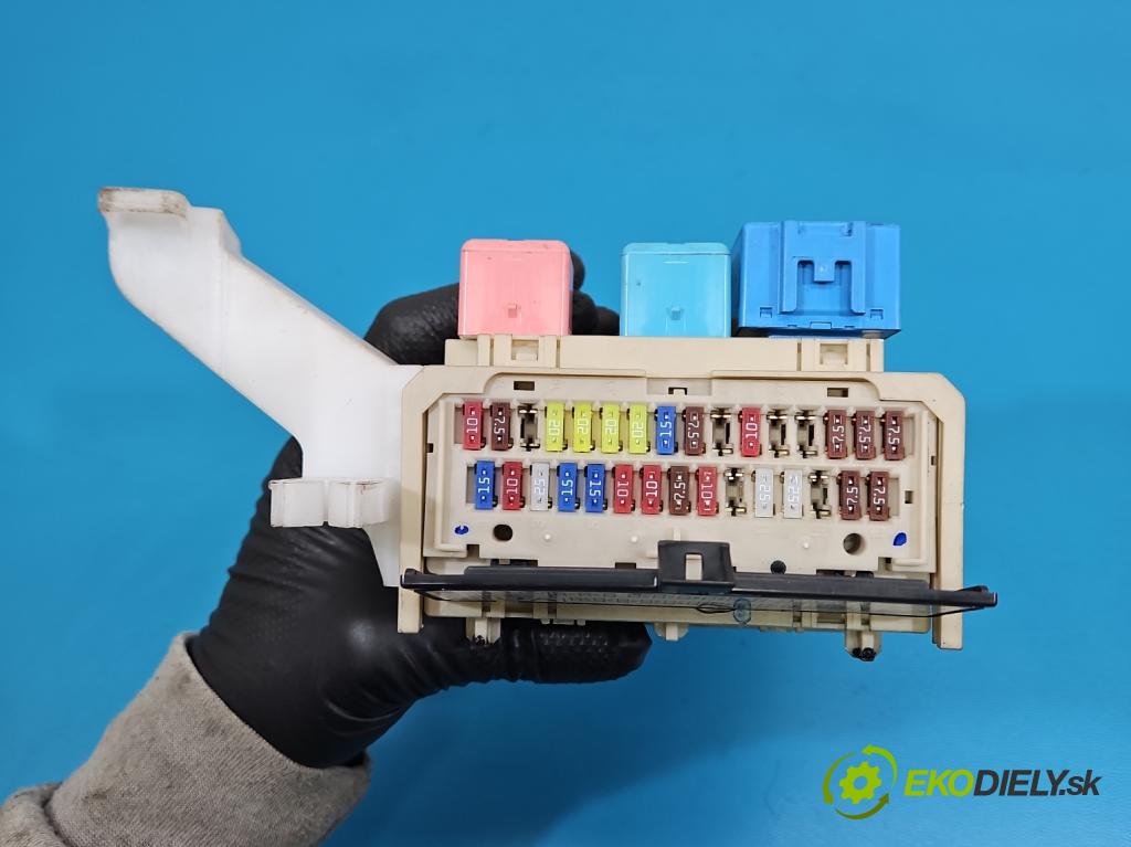 Toyota Auris I 2006-2013 1.3 vvti 99 hp manual 73 kW 1329 cm3 5- řídící jednotka motoru 89661-02W31