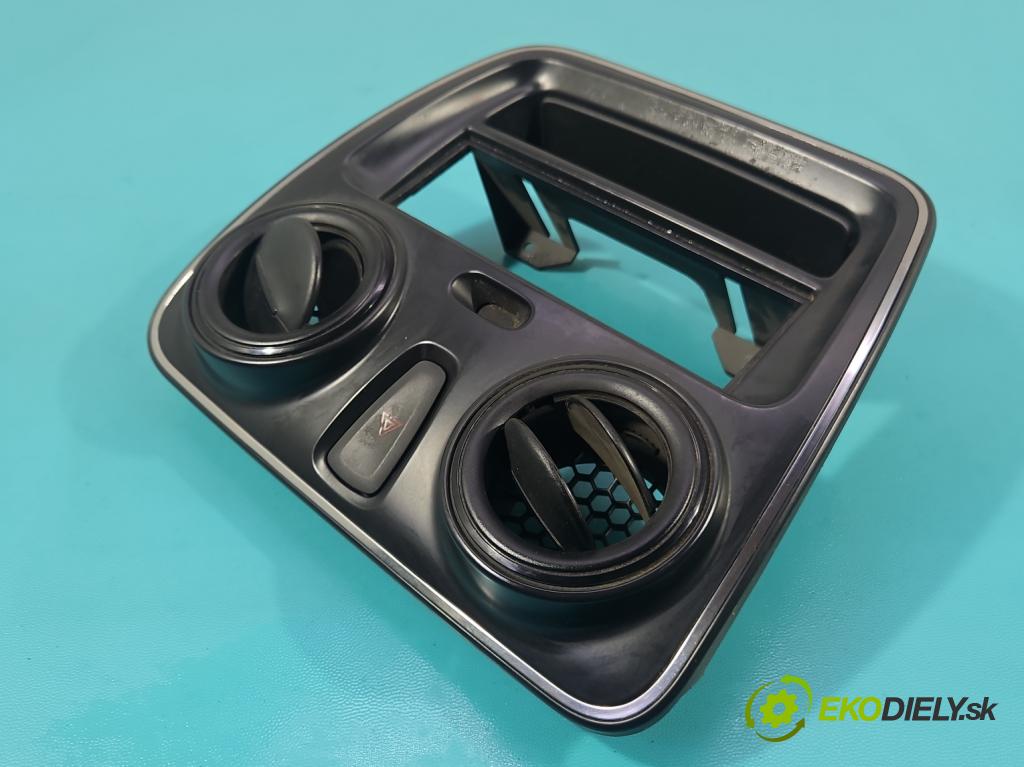 Dacia Dokker 2012- 1.6 16V 102 hp manual 75 kW 1598 cm3 5- Mřížka: topení medián: 682609686R (Mřížka topení)