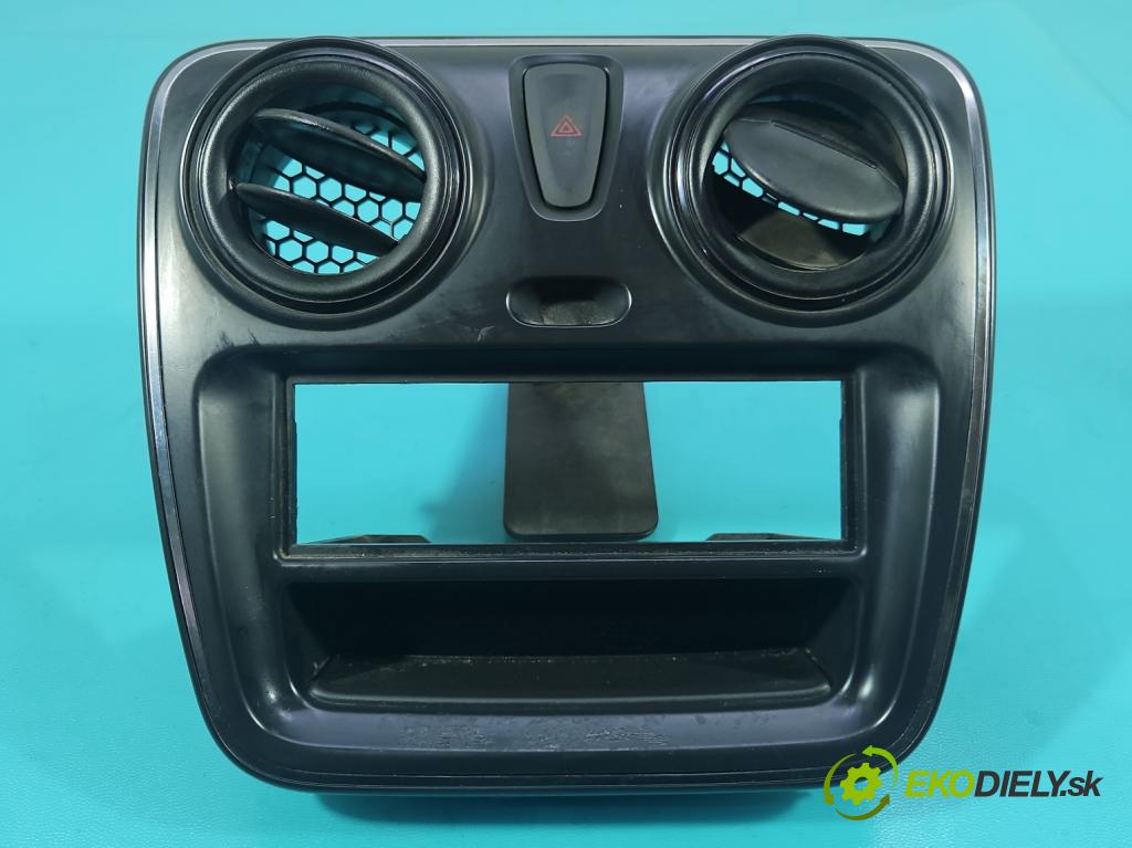 Dacia Dokker 2012- 1.6 16V 102 hp manual 75 kW 1598 cm3 5- Mřížka: topení medián: 682609686R (Mřížka topení)