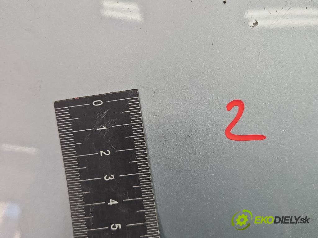 Skoda Rapid 2012-2019 1.2 TSI 86 hp manual 63 kW 1197 cm3 5- zadní kufrové dveře  (Zadní kapota (kufr))