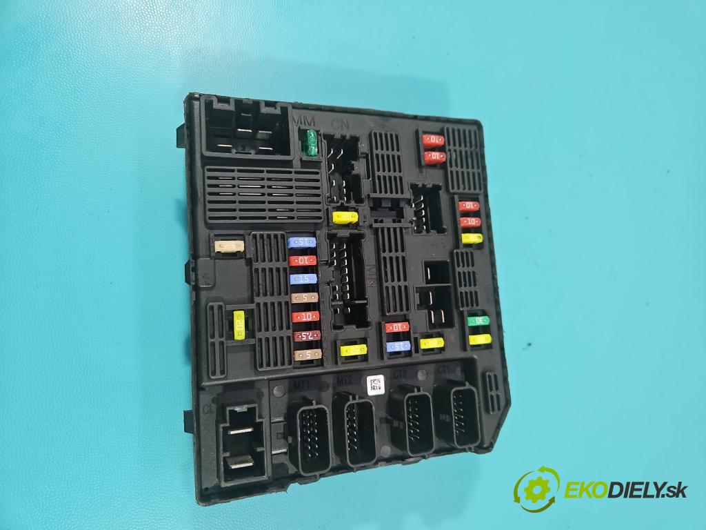 Renault Scenic III 2009-2016 1.4 131 HP manual 96 kW 1397 cm3 5- riadiaca jednotka ostatné 284B62342R