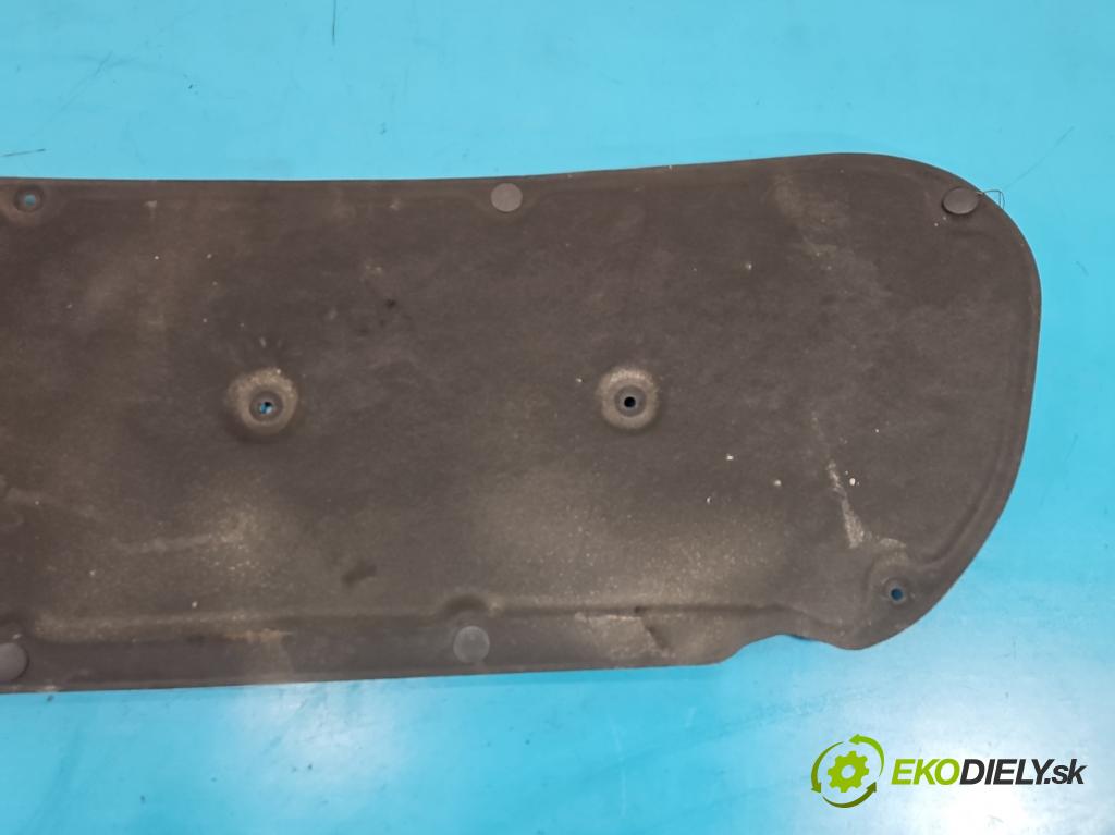 Kia Ceed II 2012-2018 1.6 crdi 128 HP manual 94 kW 1582 cm3 5- Zvuková izolácia kapoty