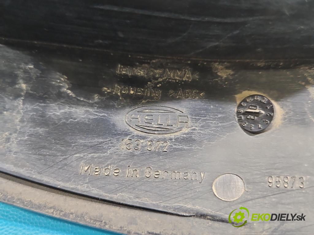 Chrysler Voyager IV 2000-2007 3.3 V6 174 HP automatic 128 kW 3301 cm3 5- svetlo / reflektor zadné pravé  (Kľučka dverí ostatné)