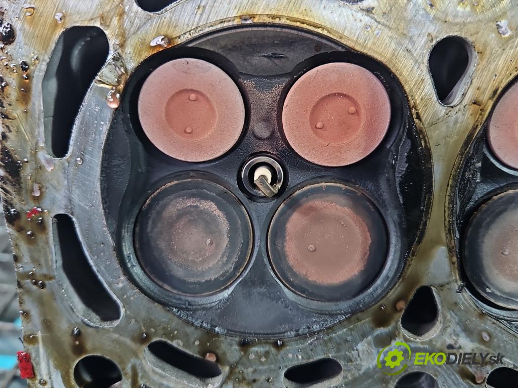 Toyota Auris I 2006-2013 1.3 vvti 99 hp manual 73 kW 1329 cm3 5- hlava motoru