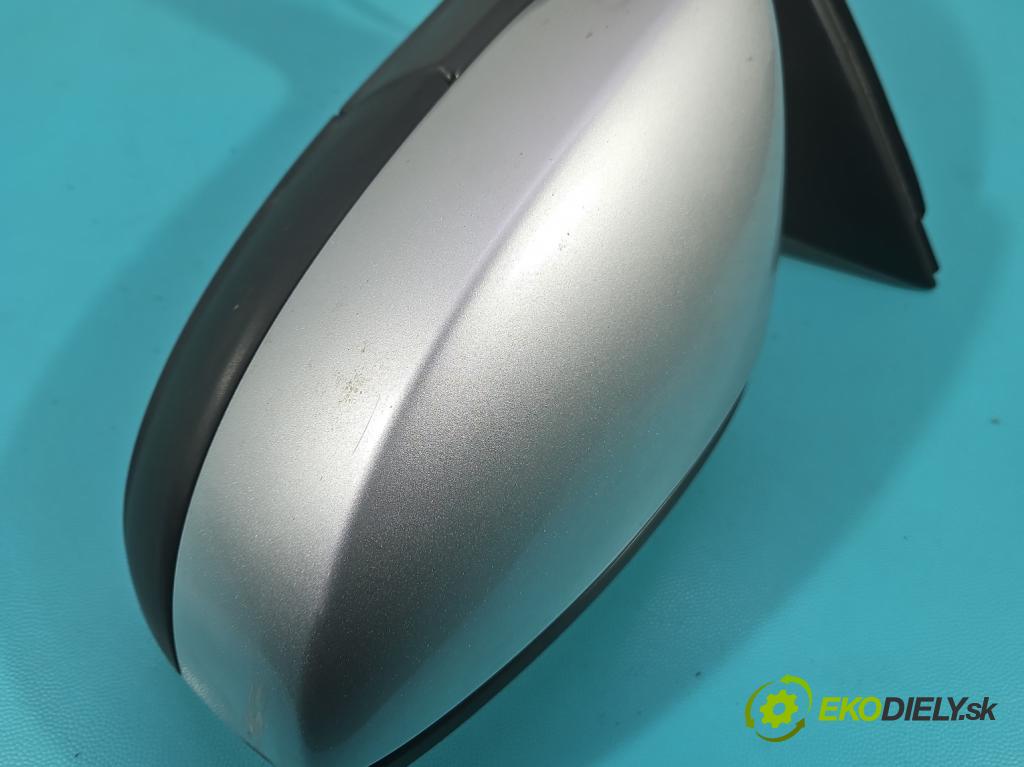 Skoda Rapid 2012-2019 1.2 TSI 86 hp manual 63 kW 1197 cm3 5- zpětné zrcátko levé  (Klika dveří ostatní)